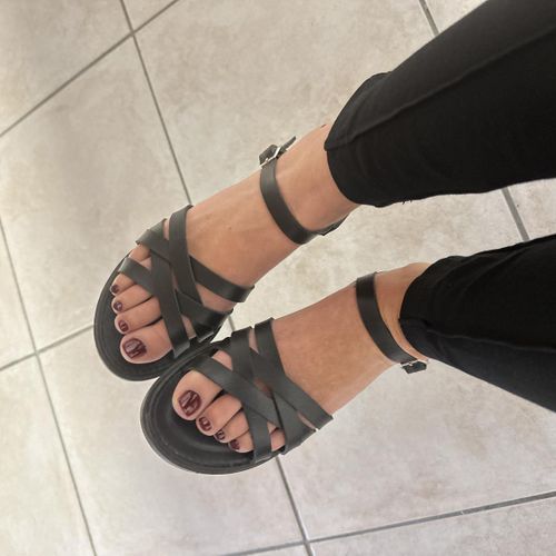 Elenaa_feet MYM