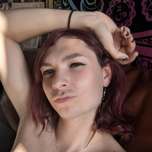 Louna_femboy MYM