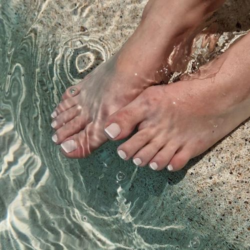Secret-toes MYM