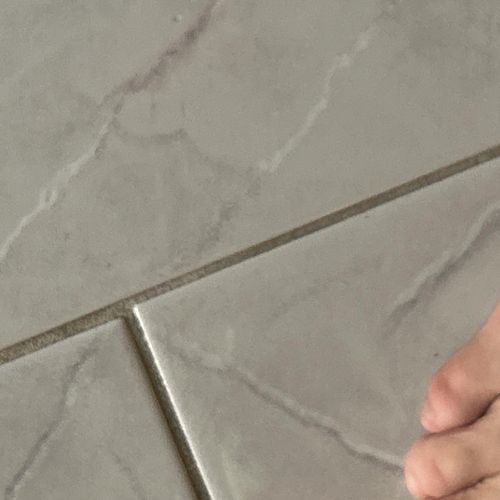Feet_of_a_men MYM