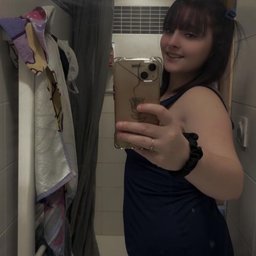Lara34 MYM