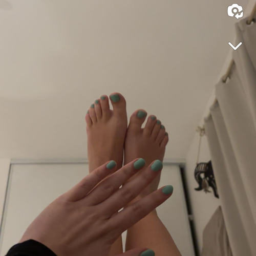Cl_feet MYM