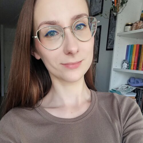 Laraja_ MYM