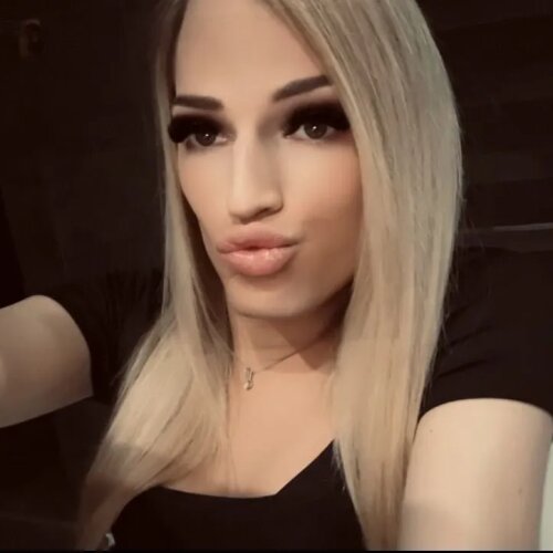 Missblondenova MYM