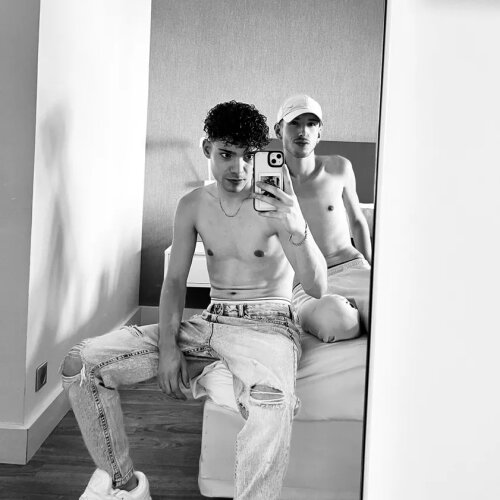 Two_yayv91 MYM
