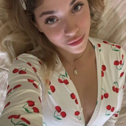 Evaaqueen MYM