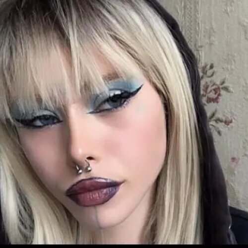 Bigwhoreloveanal MYM