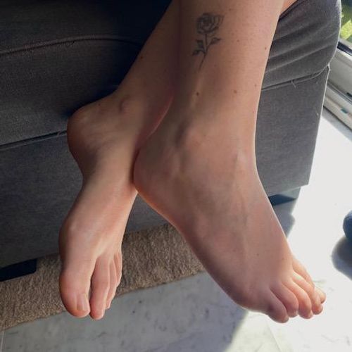 Rosy_feet21_ MYM