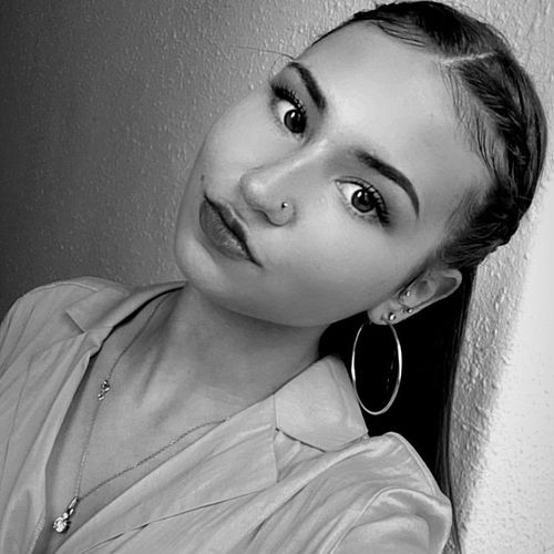Anissa22 MYM