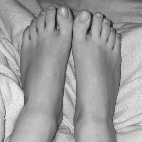 Feet_of_flo MYM