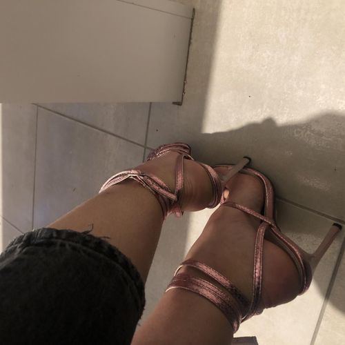 Miss-cutie-feet MYM