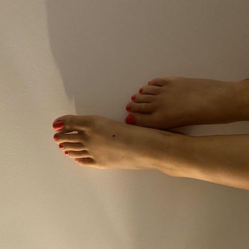 Feetgirl_inparis MYM