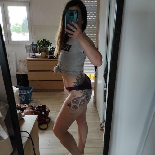 Sophie_Horny MYM