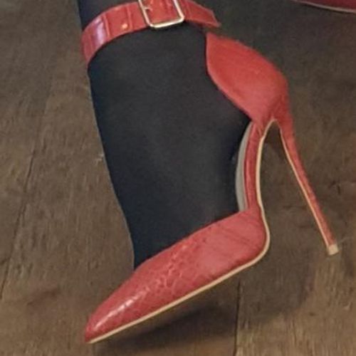 Red_high_heels MYM