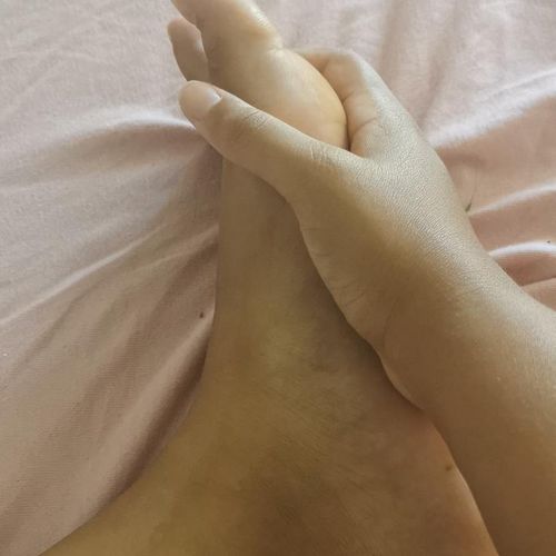 Diana-feet MYM