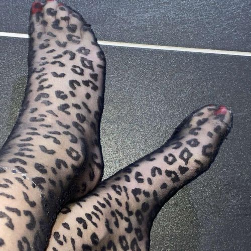 Chiara_feets_ MYM