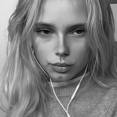 __angele__ MYM