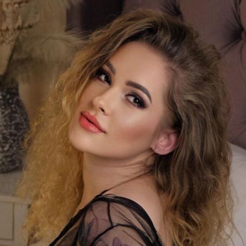 Adellina MYM
