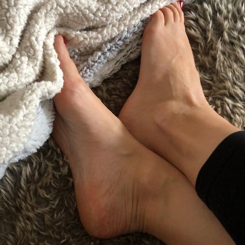 Feet_me83 MYM