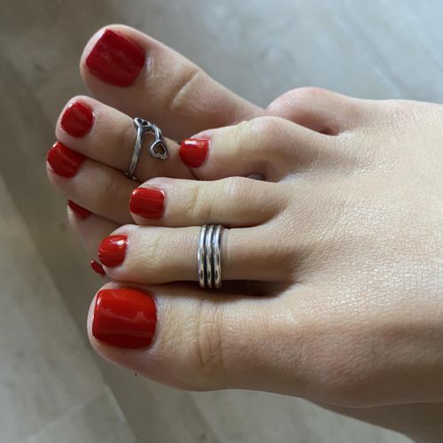Voluptasfeet MYM