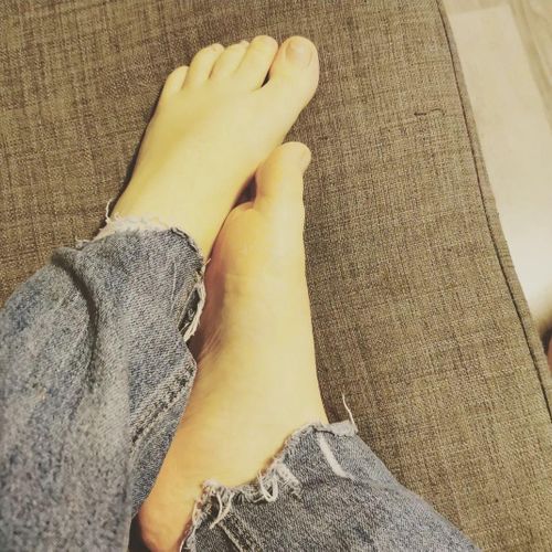 My_beautiful_feet_52 MYM