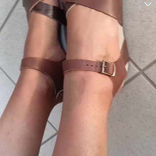 Lola_pieds69 MYM