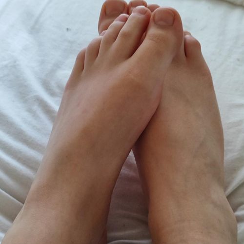 Feetlover2654 MYM