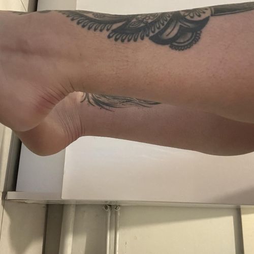 Sexyfeet_hottattoo MYM