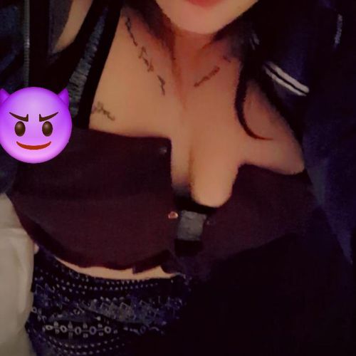 Bellahotluna MYM
