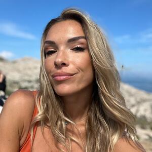 -christy MYM