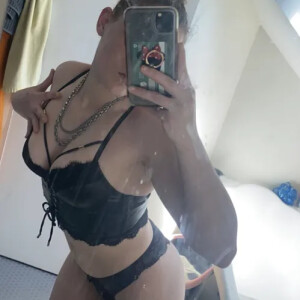 -lola-_ MYM