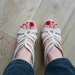 About_my_feet MYM