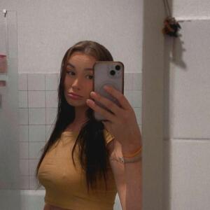 Adrianaaa_ MYM