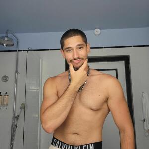 Adrien_t MYM