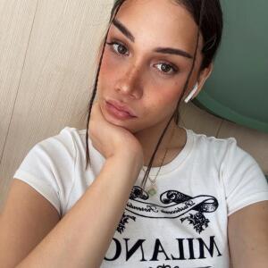 Alana_hawaii MYM