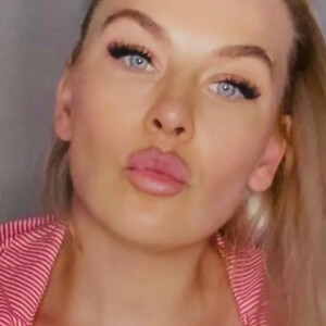 Aleeeeena_official MYM