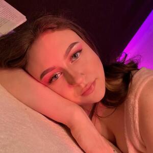 Alexacutee MYM