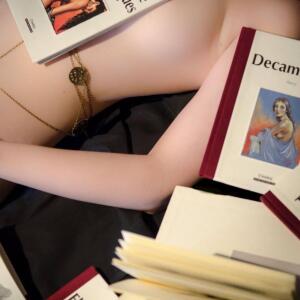 Aline_dream_chest MYM