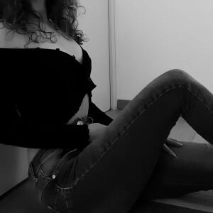 Alyanna_xxx MYM