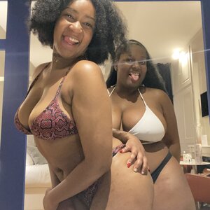 Alyzea_a MYM