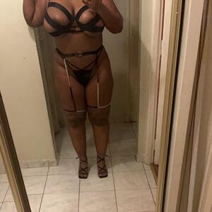 Alyzea_a MYM