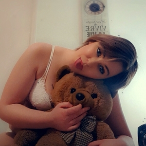 Alyzee MYM