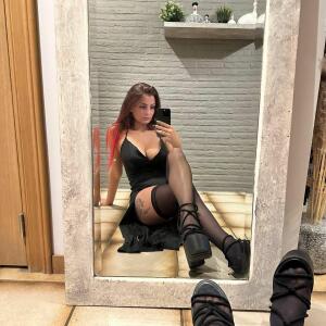 Amandine_dlc MYM