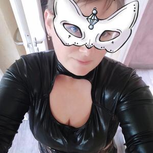 Ameliaenzo1 MYM