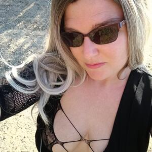 Ameliaenzo1 MYM