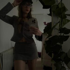 Ana_grey MYM