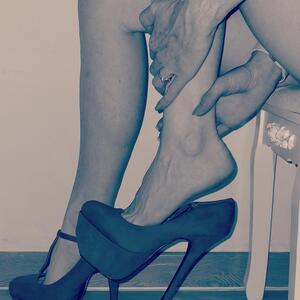 Ana_poupeerousse MYM
