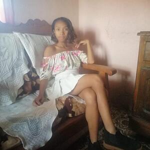 Annaelle_j MYM