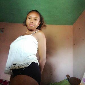 Annaelle_j MYM