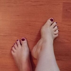 Anne_feet MYM